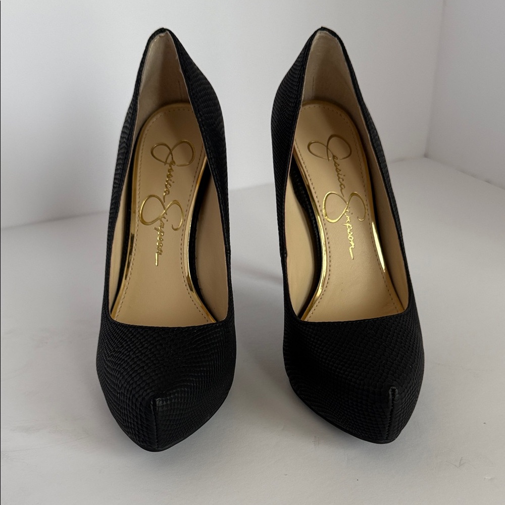 Jessica Simpson Black Textured Pointed Toe Pumps